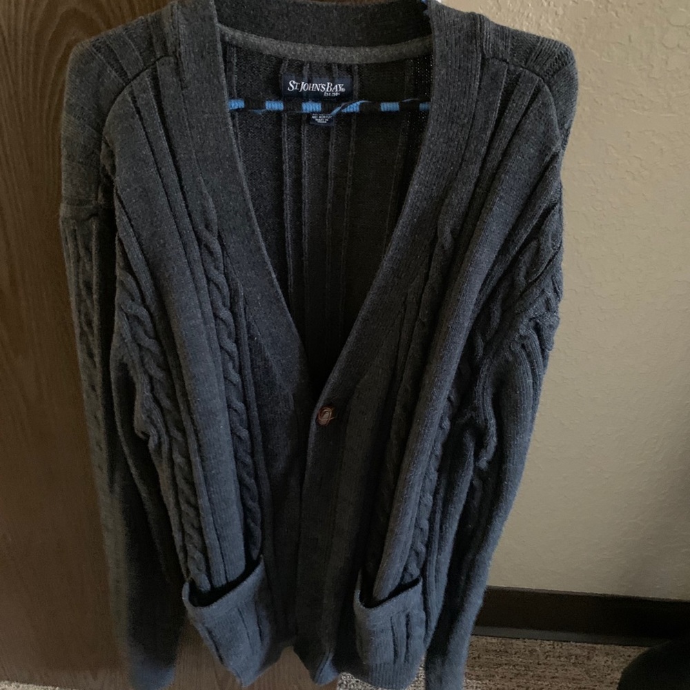 Thick cardigan